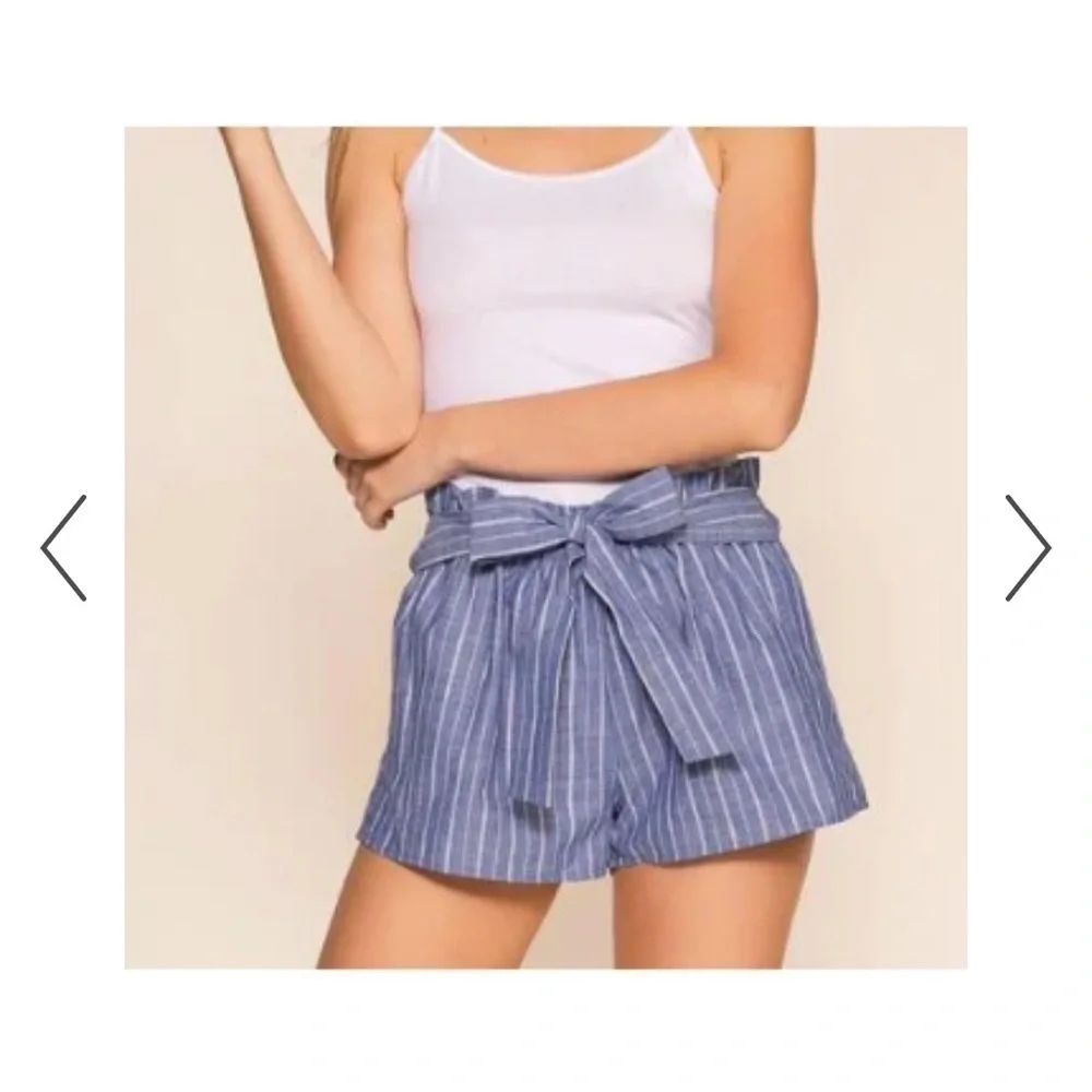 Love Tree High Waist Blue and White Stripe Paper Bag Shorts Size Medium NWOT - Picture 10 of 10